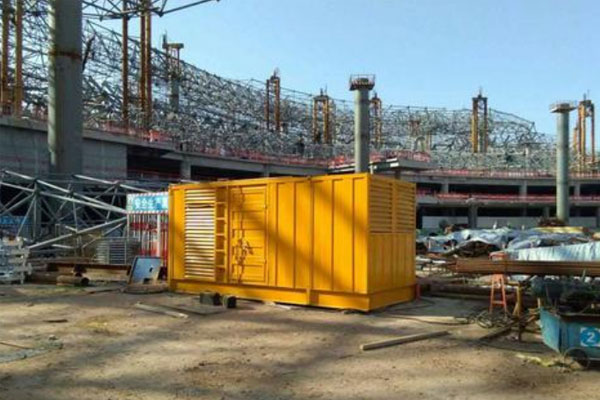 都兰发电机出租如何判断空气滤清器是否需要更换？