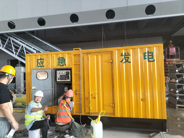 都兰怎样判断空气滤清器是否需要更换？